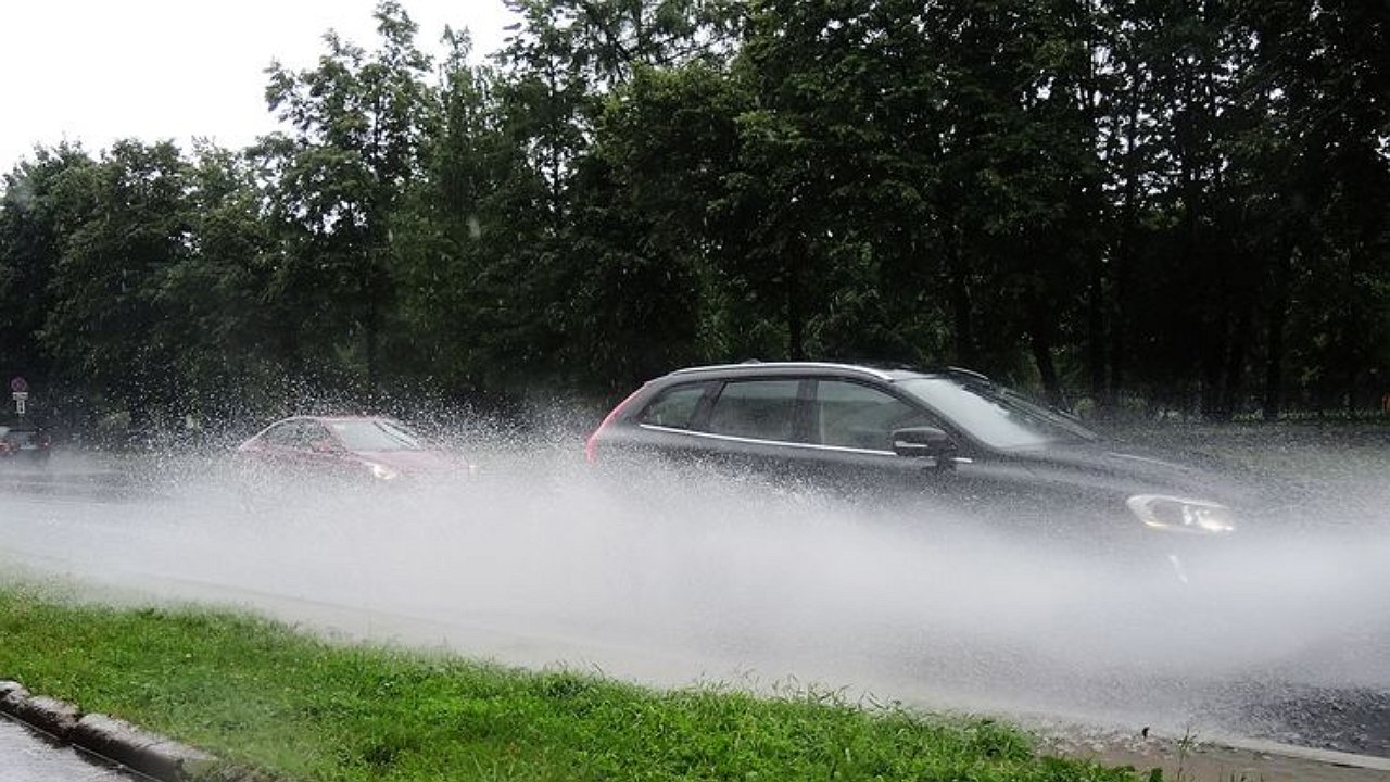 Why it is in the spring that the windshield washer in the car often “dies”