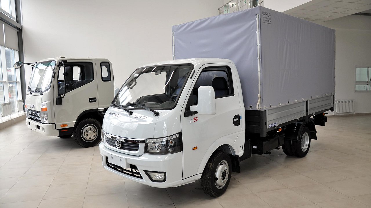 Explosive Bullet: Take the ambitious commercial truck Dongfeng Captain-T for a test drive