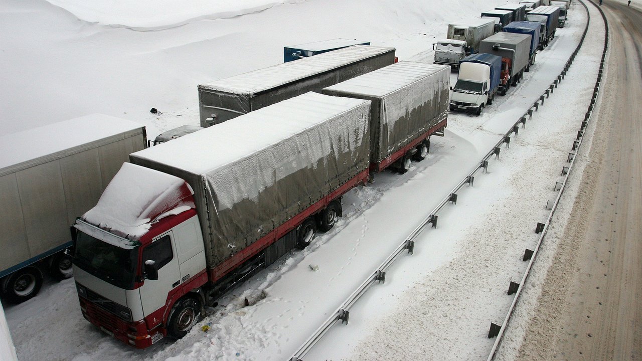 Fear and horror M4 “Don”: thousands of drivers were trapped in the snow