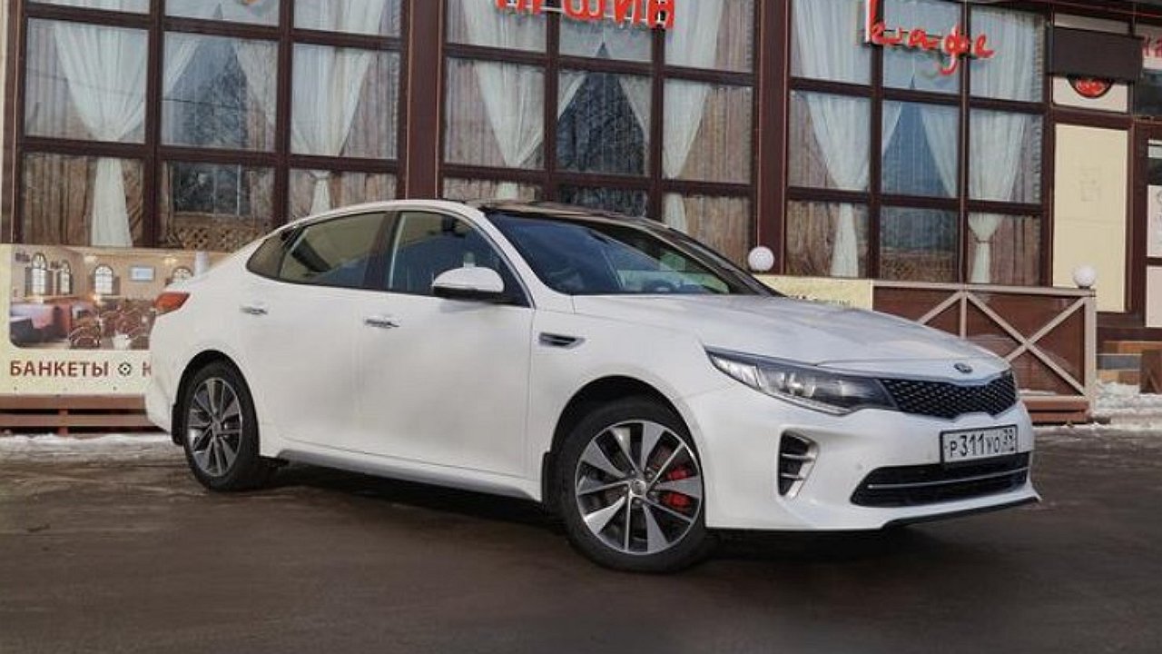 Cars that are successfully sold in Russia despite the monstrous runs
