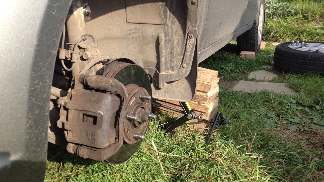 5 little things that “kill” brake discs and pads