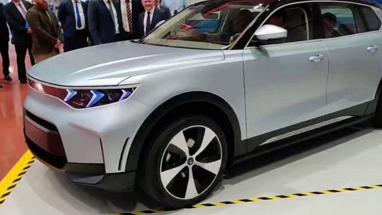The Toyota plant in St. Petersburg will produce electric E-Neva cars