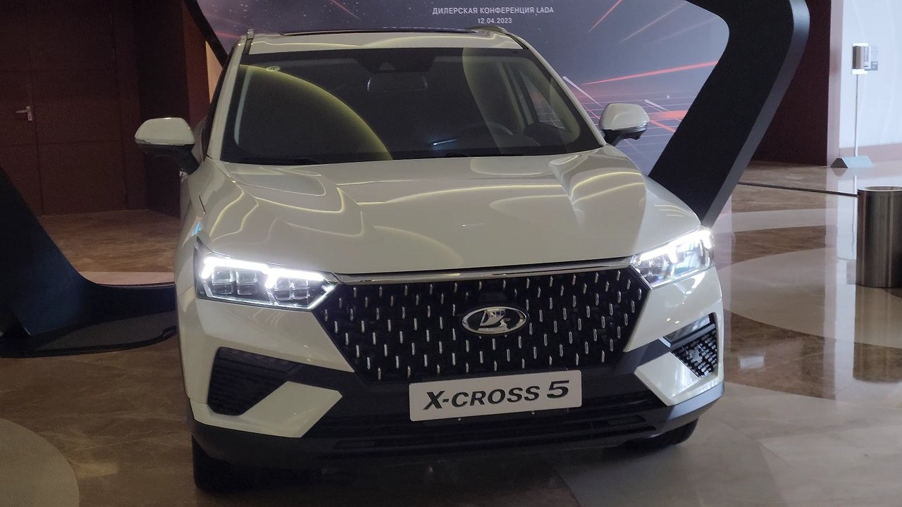 LADA presented a new crossover, Saipa presented a website and the State Duma presented an ultimatum to drivers: results of the week