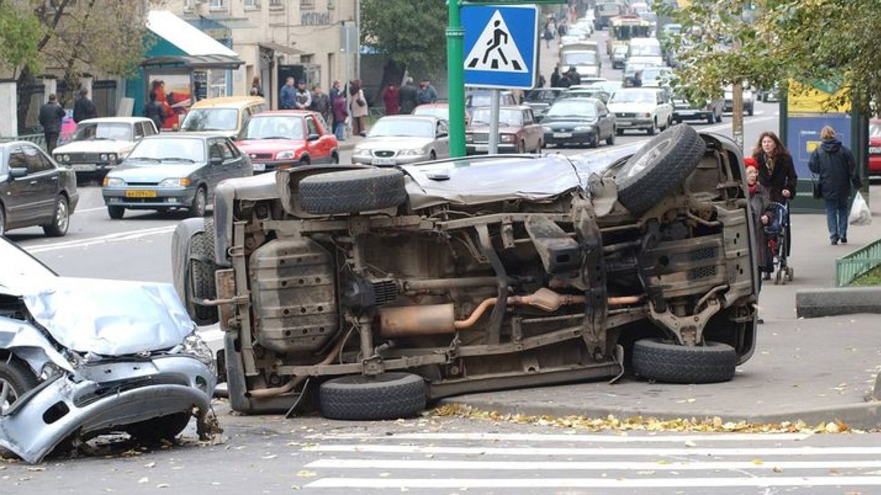 Why every driver should know the center of gravity of their car