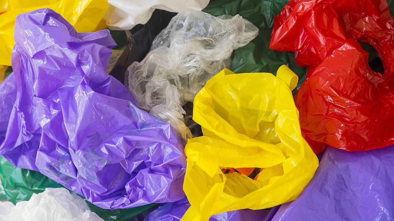 Why experienced drivers carry a plastic bag with holes