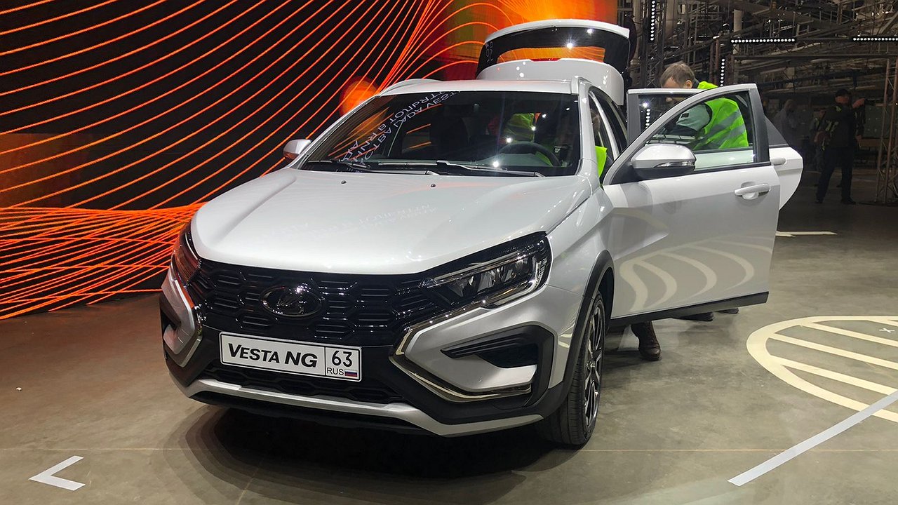 Cheaper than expected: the prices of the renewed LADA Vesta have been mentioned