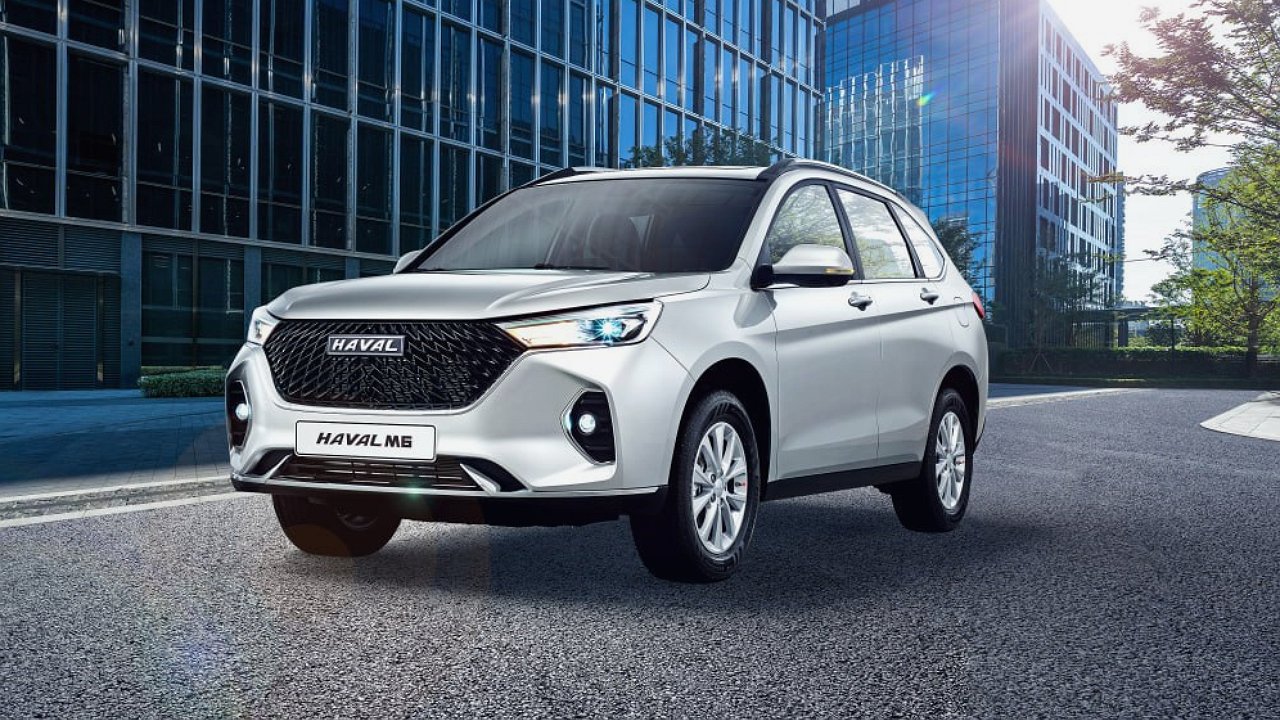 Cheaper than the Jolion crossover: the new Haval M6 arrived in Russia ahead of schedule