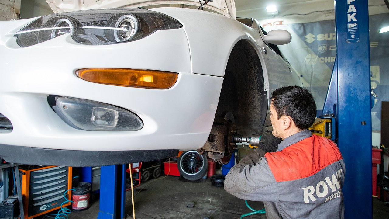 What happens if you lost the car’s service book?