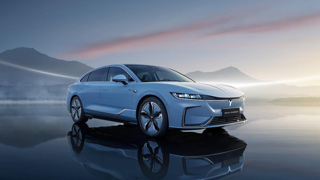 Sales of the Voyah Passion electric sedan began in Russia