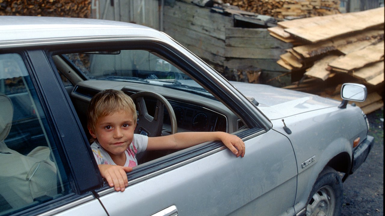 Japan has greatly increased its car exports to Russia
