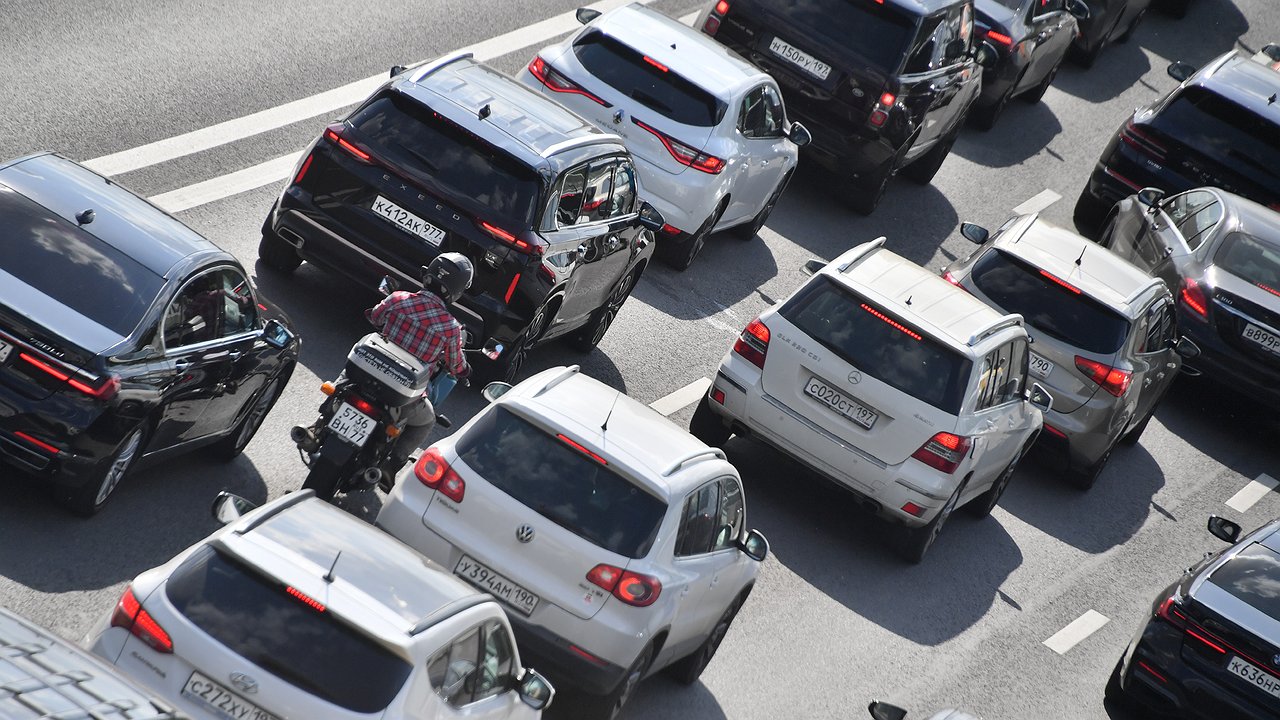 Most Russians do not know the traffic rules and believe that they are being fined unjustly