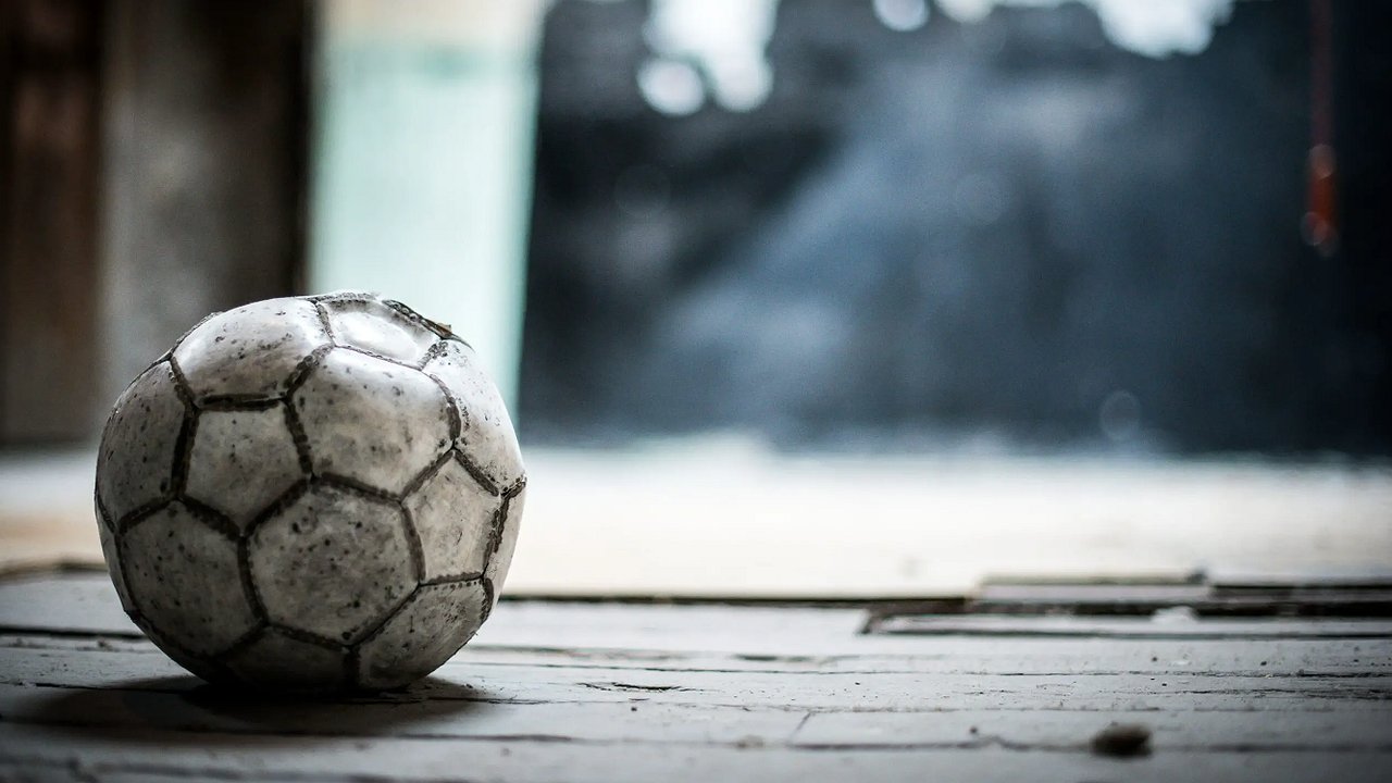 Why experienced drivers keep an old football in the garage