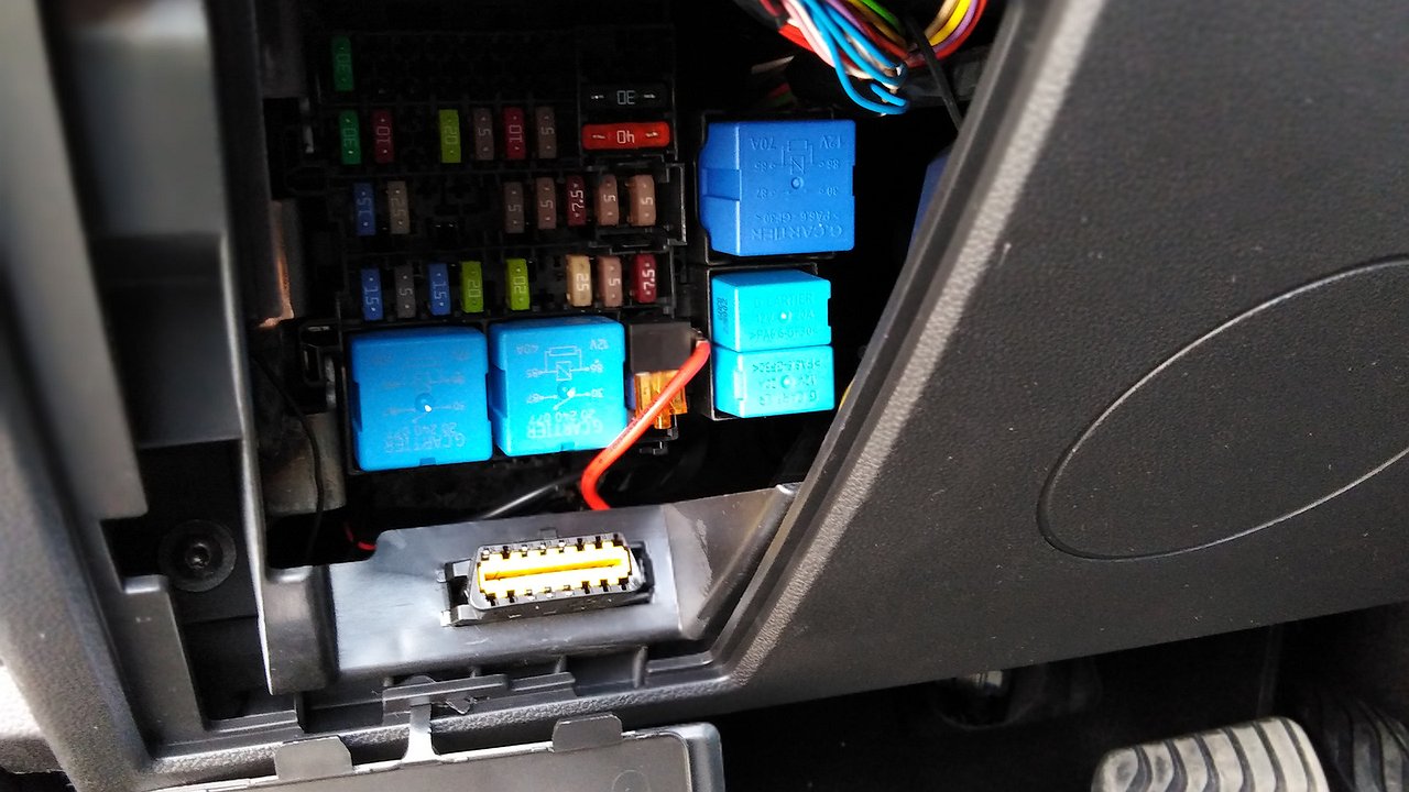 Why experienced drivers remove some fuses