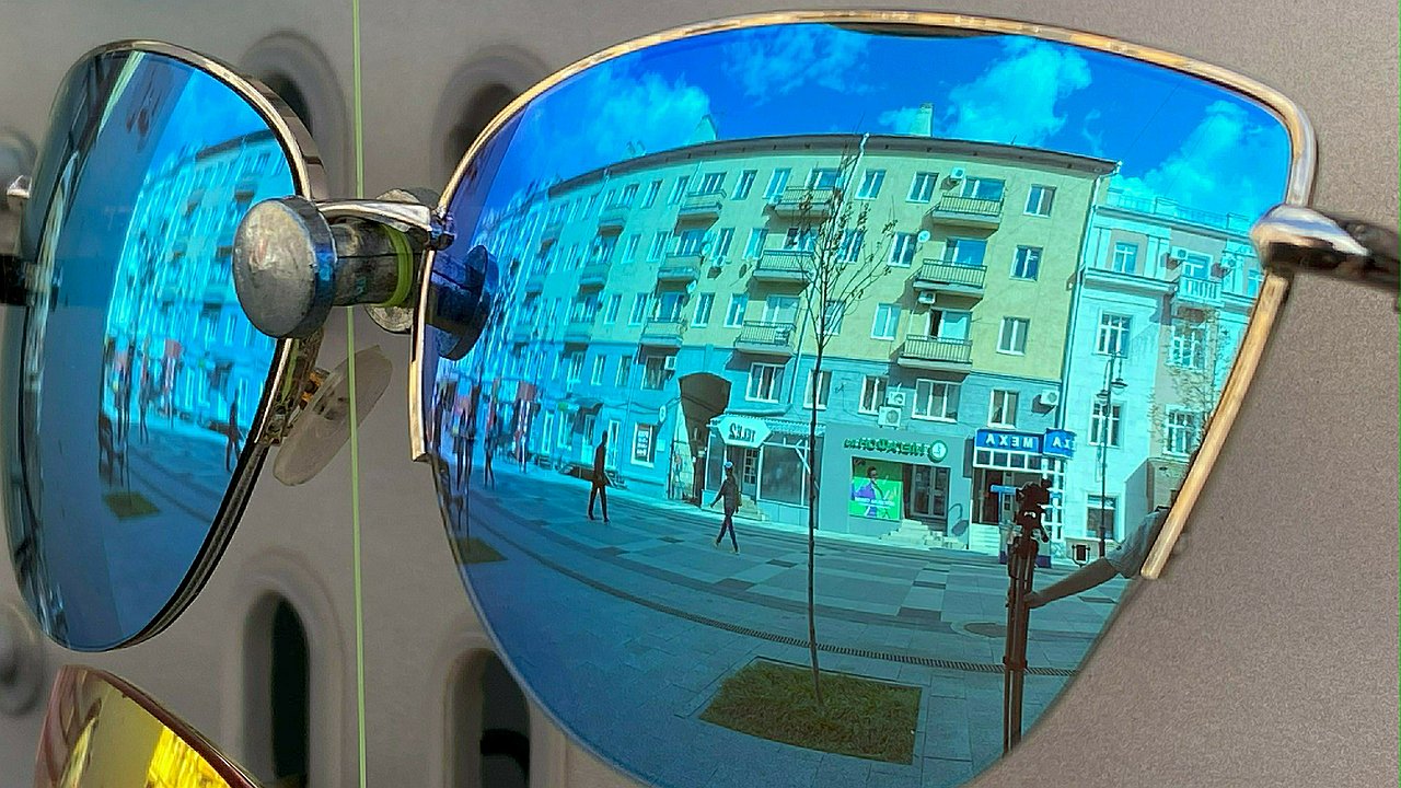 How motorists spoil their sight in the summer with “driver’s” sunglasses