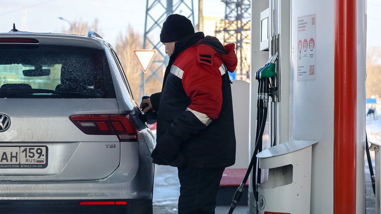 More taxi drivers: how much do gas station tankers earn