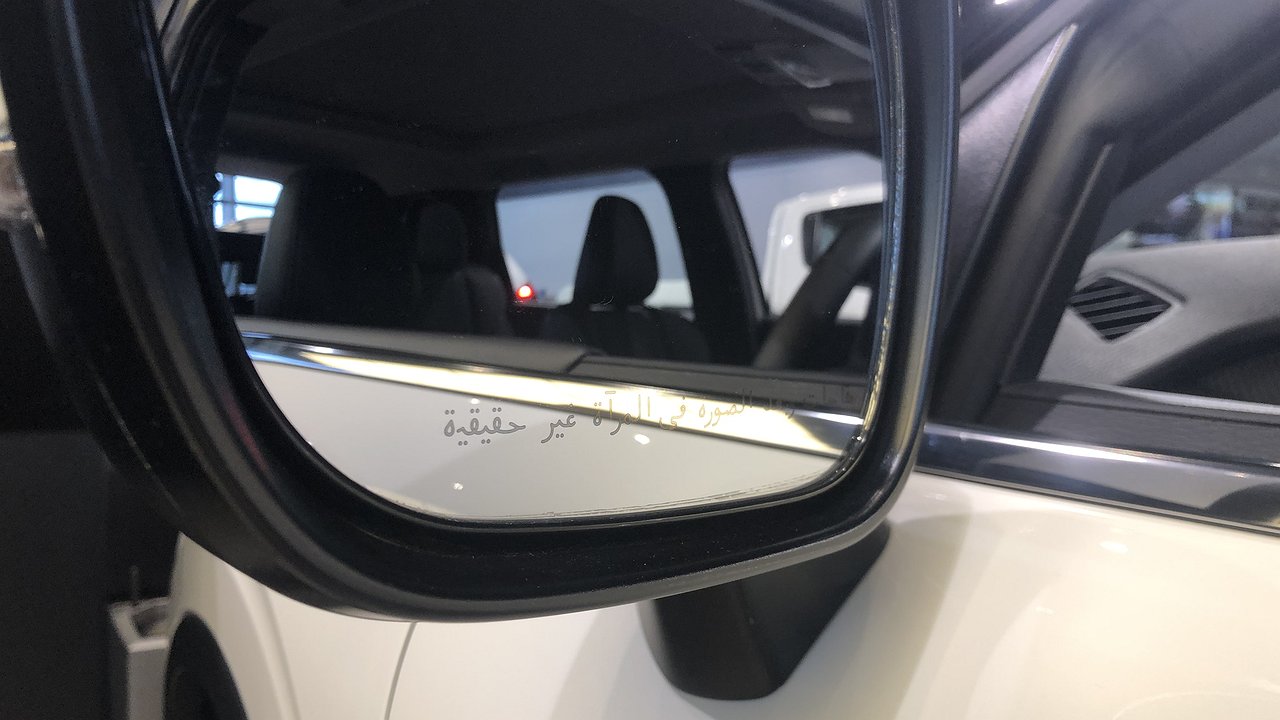 Real problems or prejudices: why Russians are afraid of cars from the UAE