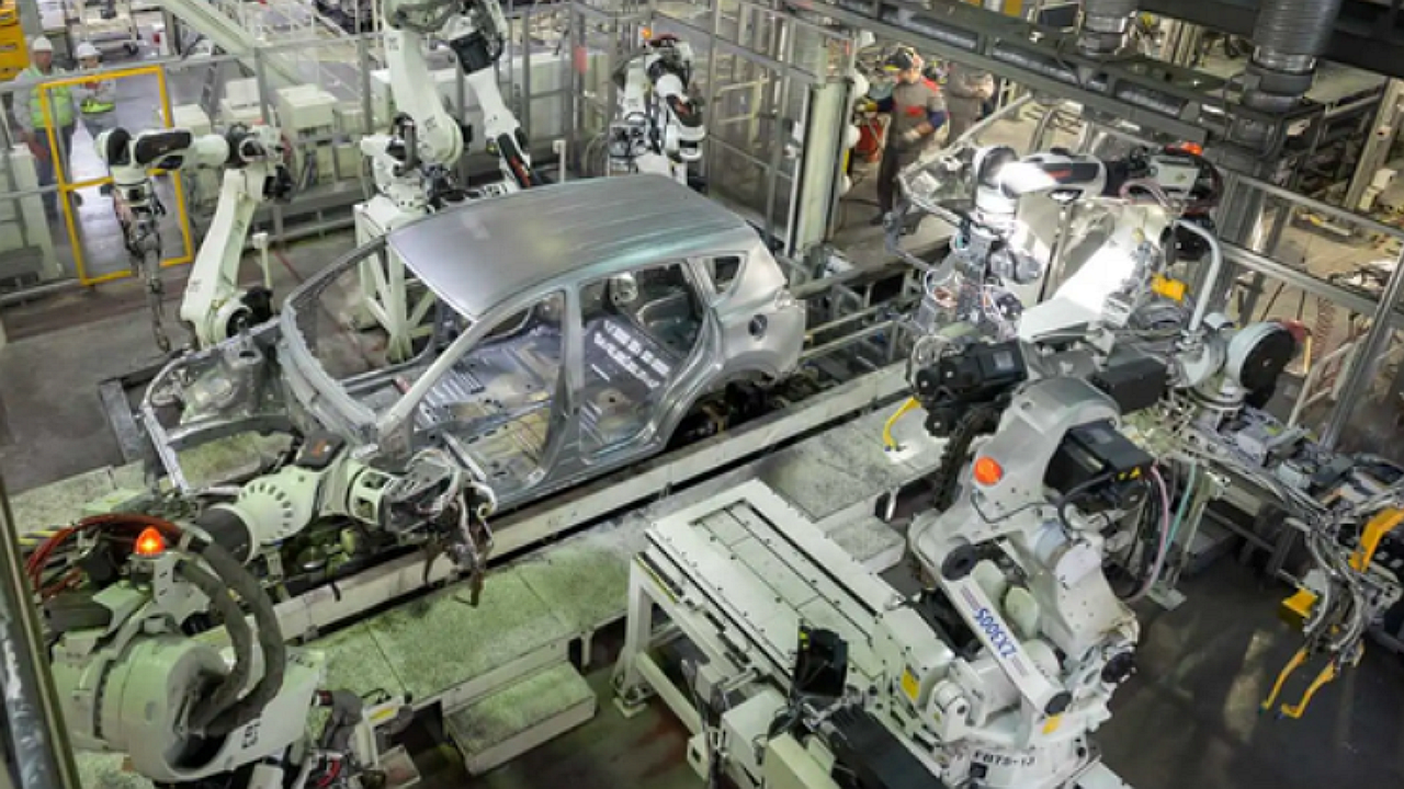 The Ministry of Industry and Commerce will sell the former Toyota plant to the military.  But what about the Camry?