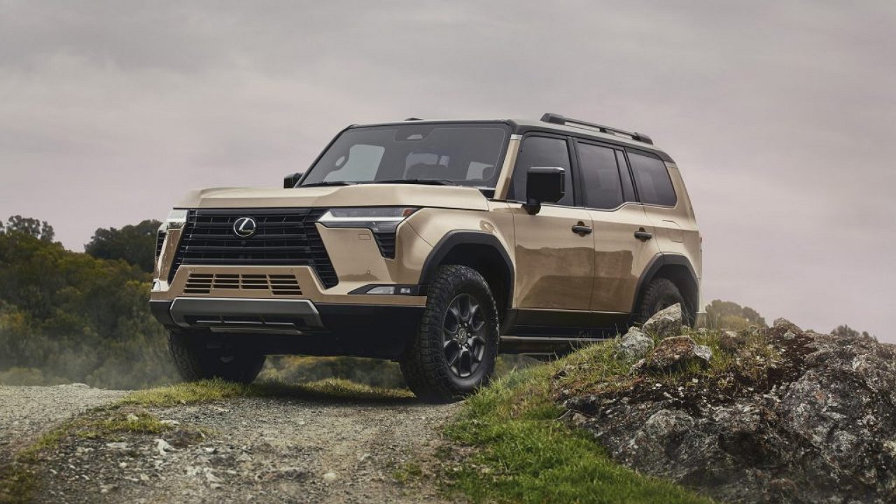 Lexus introduces a new generation SUV GX