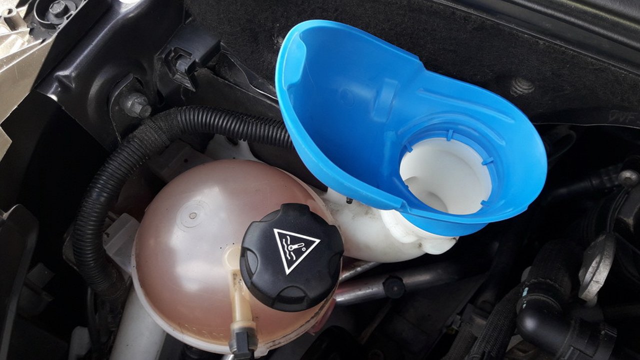 Why crafty drivers add coke to the wash tank
