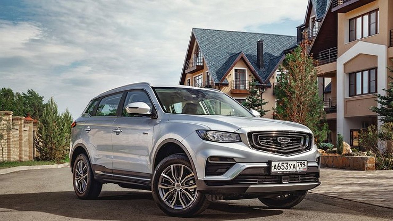 Sales of a new version of the Geely Atlas Pro crossover began in Russia