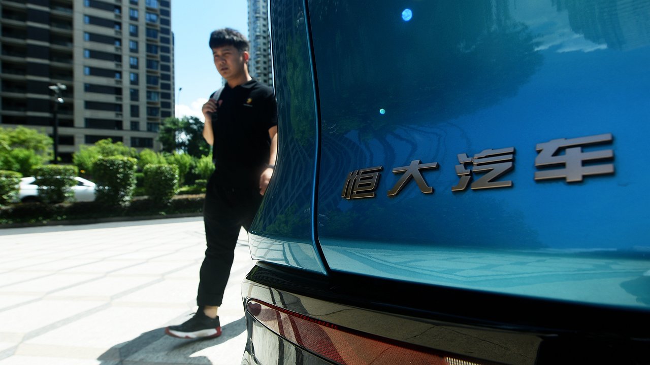 Chinese imports per billion: Imports of cars from China are breaking records