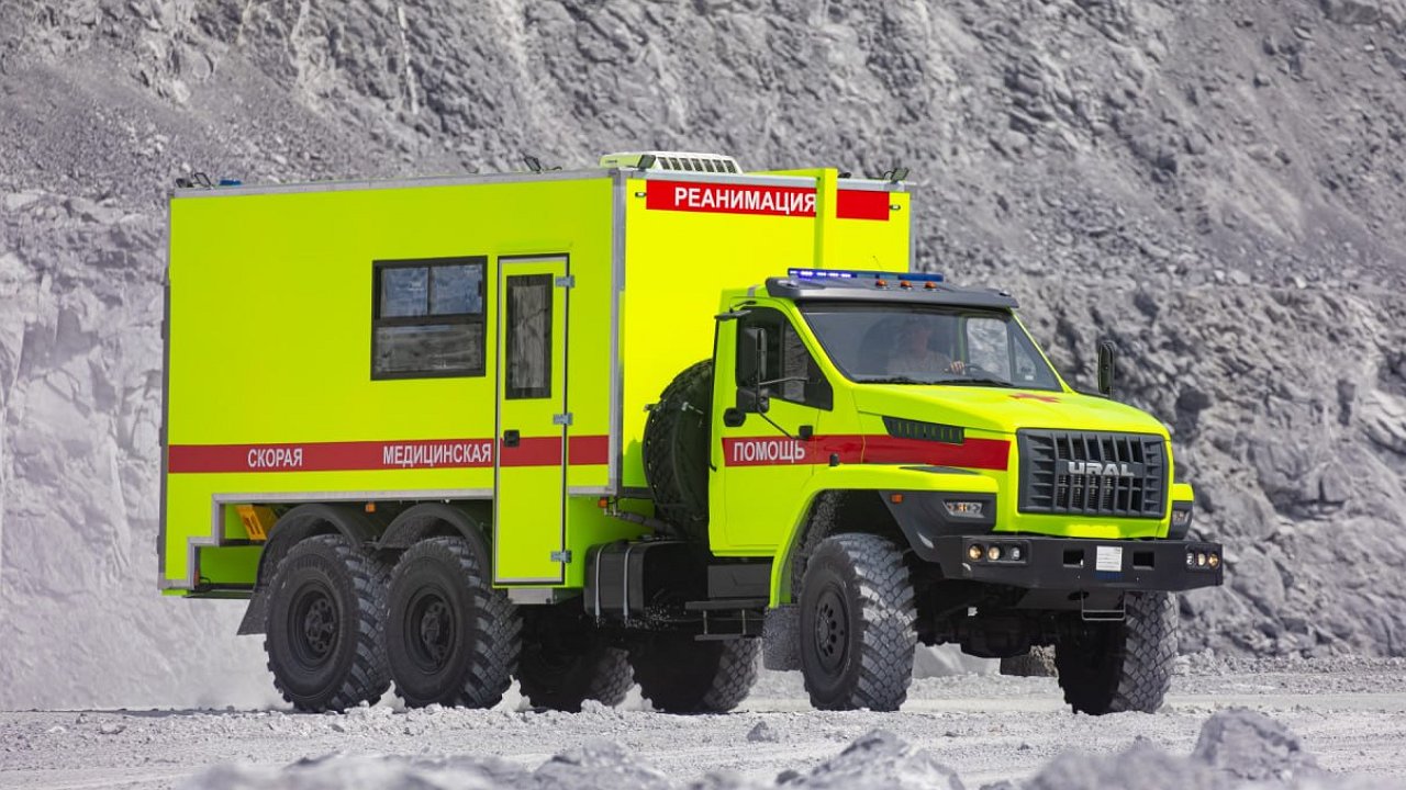 “Ural” presented off-road “Ambulance”