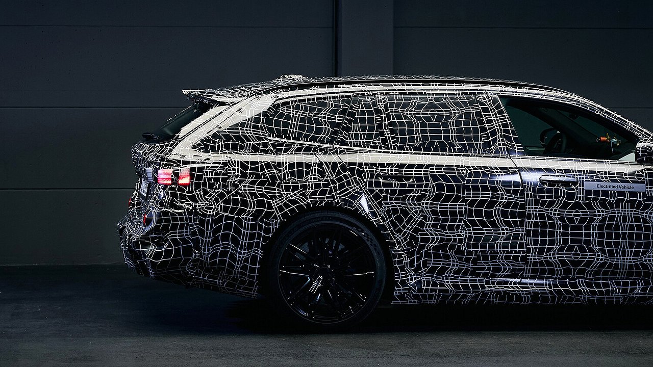 The first unclear photos of the BMW M5 Touring appeared