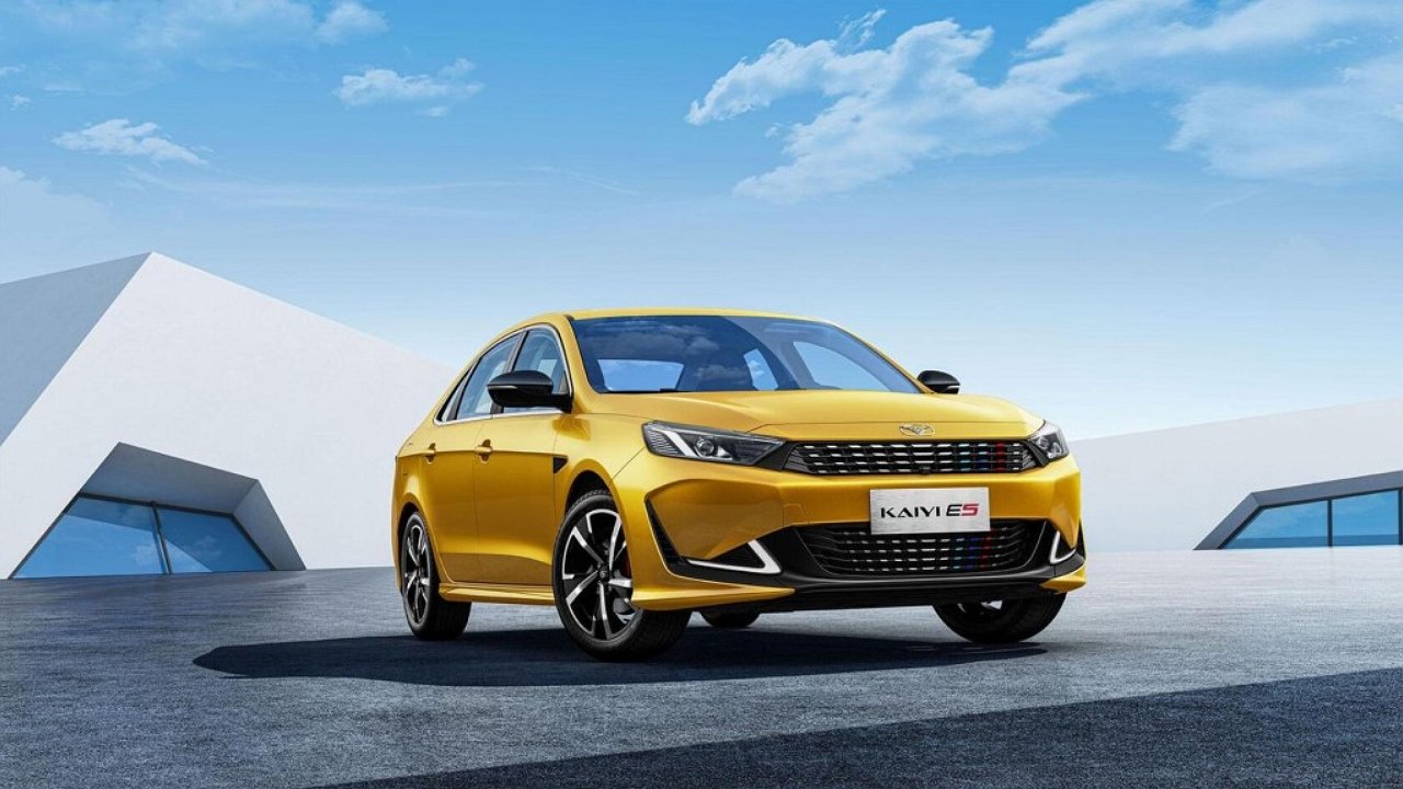 Kaiyi E5 in a new low-cost version is preparing to start Russian sales
