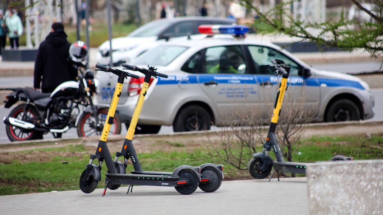 110 km/h: traffic police records new speed record on electric scooter