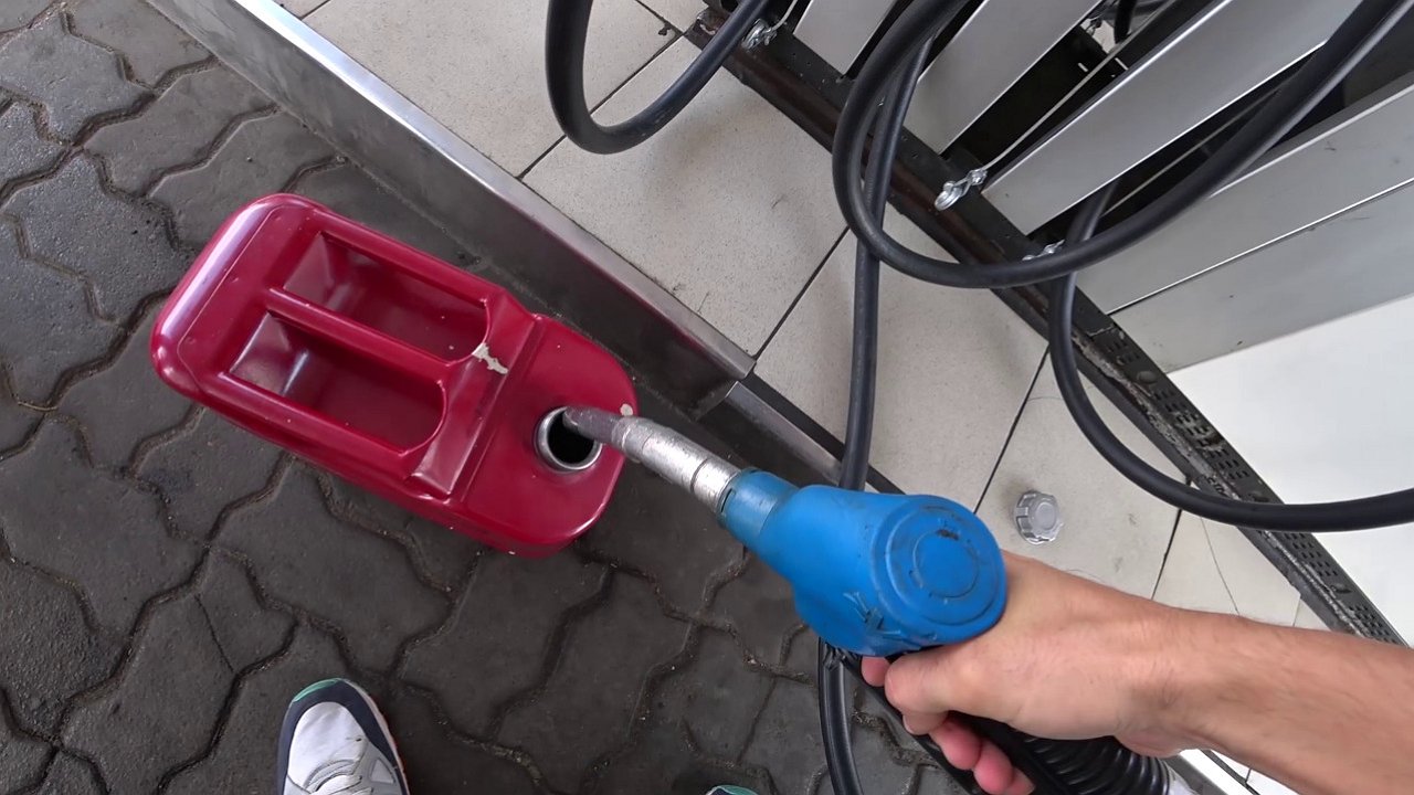 Why gasoline in Russia can become cheaper again