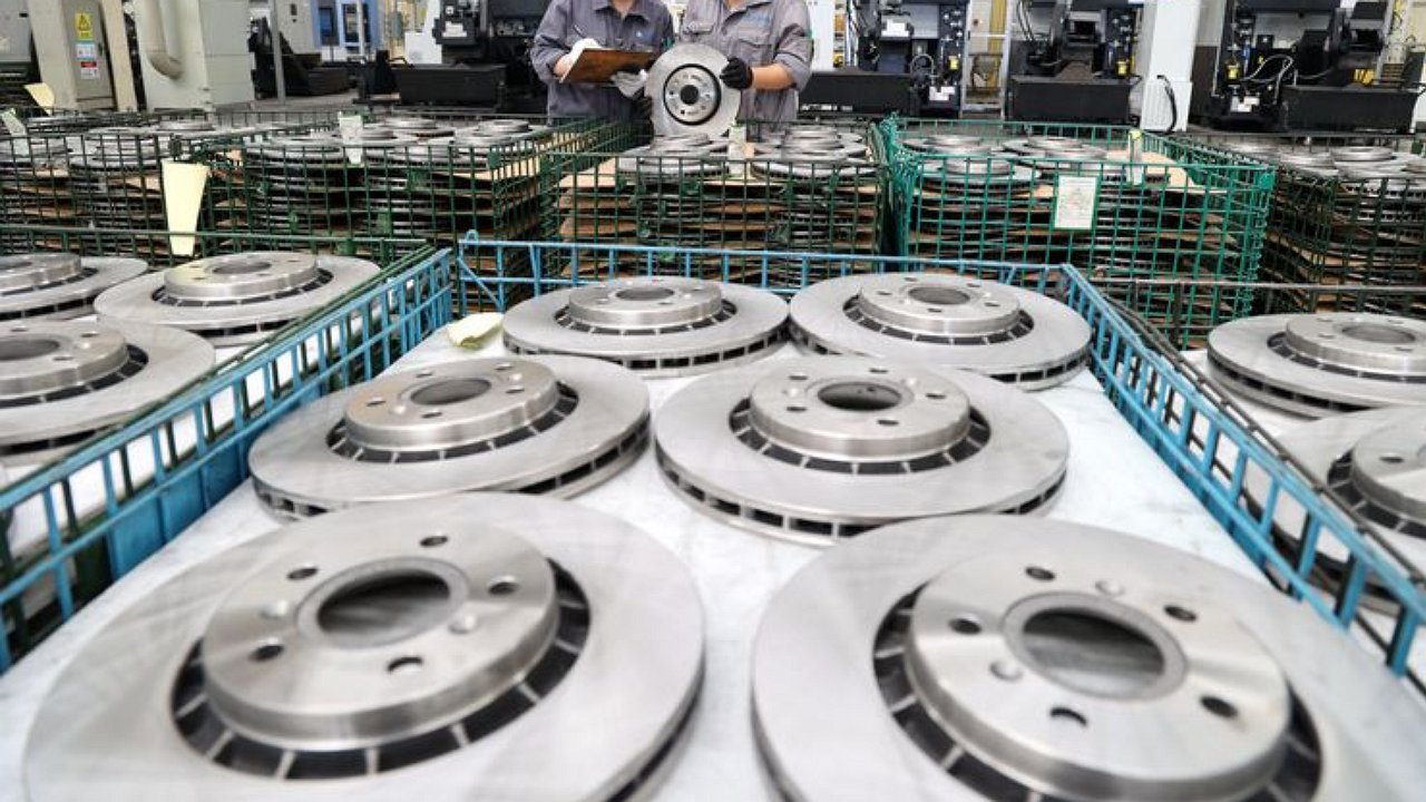 Greedy beef: who is responsible for the high prices for auto parts in Russia