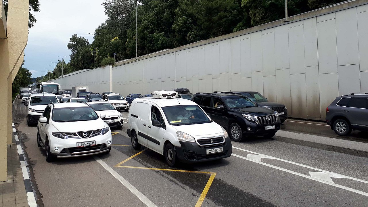 Why this summer is definitely not worth going to Sochi by car