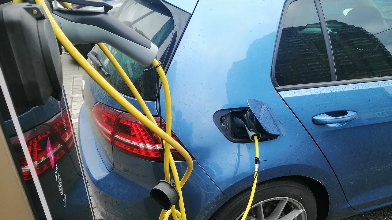 Silent killer: why it’s deadly to get into an accident with an electric car