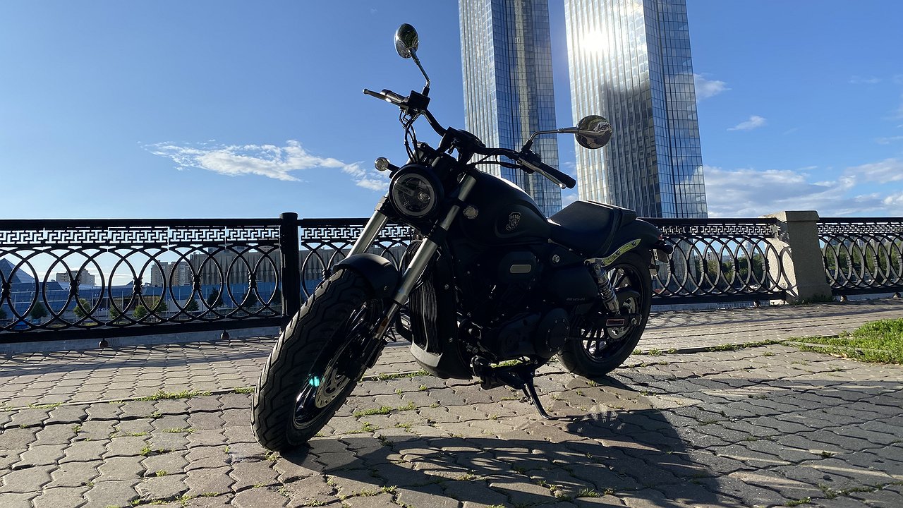 Brutal from Hangzhou: a test drive of the stylish “Chinese” Benda Funrider 125