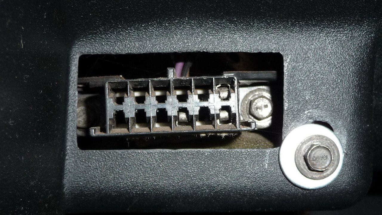 How to Use a Regular Paper Clip to Diagnose a Car