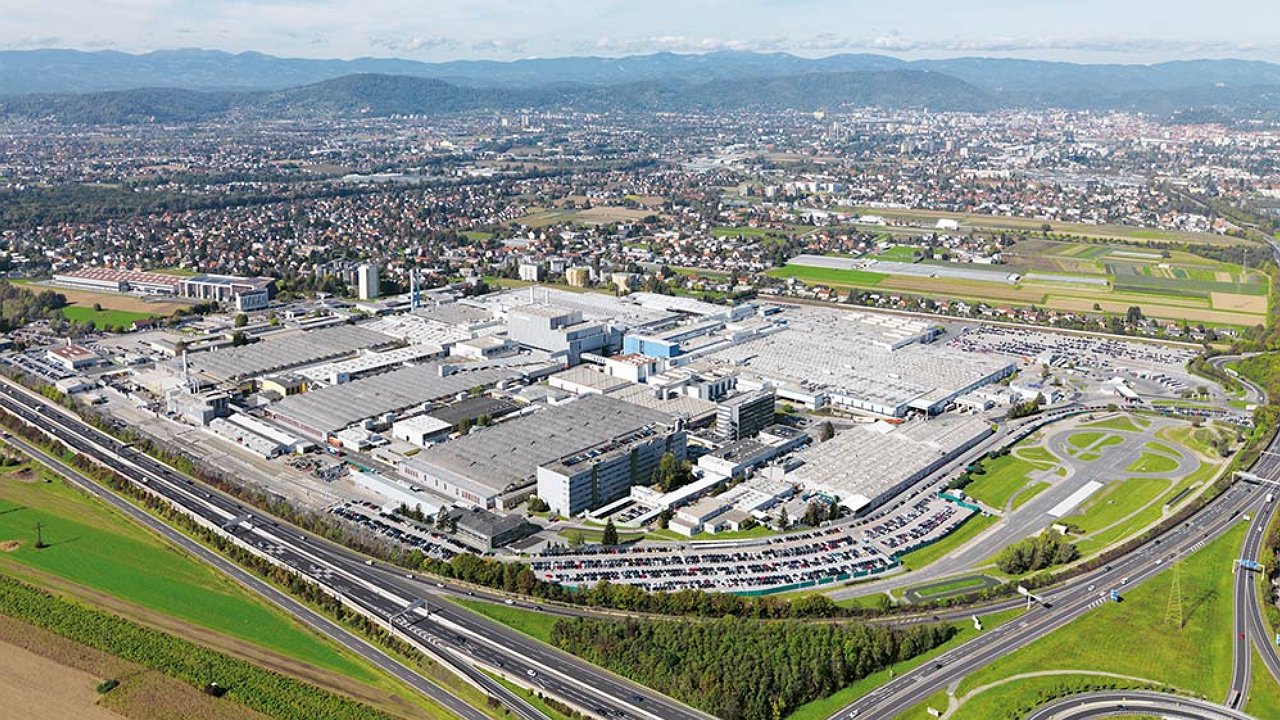 Auto parts maker Magna has transferred its Russian assets to E-mobile