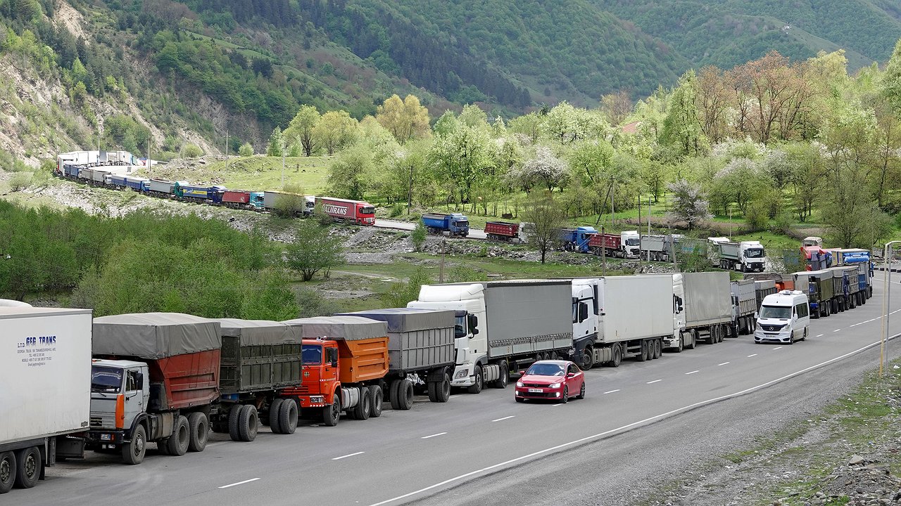 Georgia blocked the transit of US cars to Russia