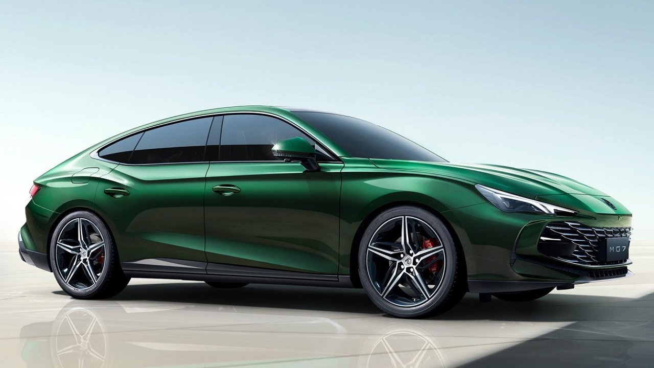 Chinese car giant SAIC enters Russia cautiously