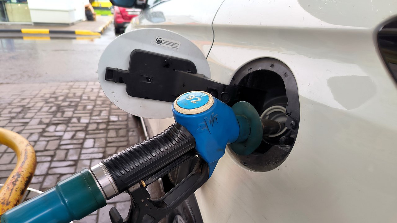 Gasoline prices broke another all-time record
