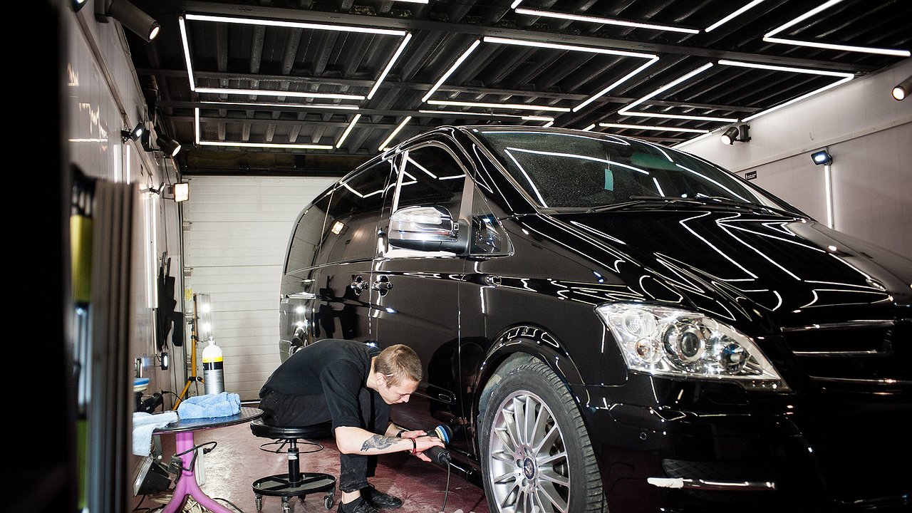 Why cars show “breakdowns” in the electricity after detailing