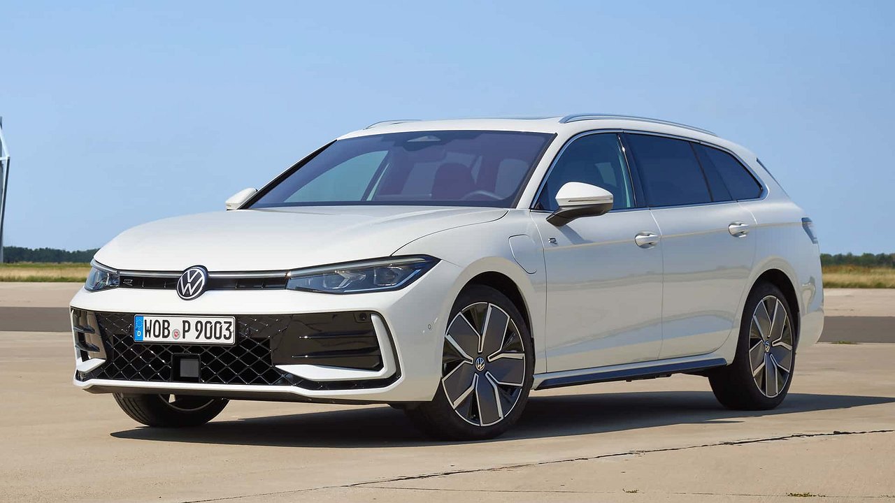 New generation Volkswagen Passat unveiled