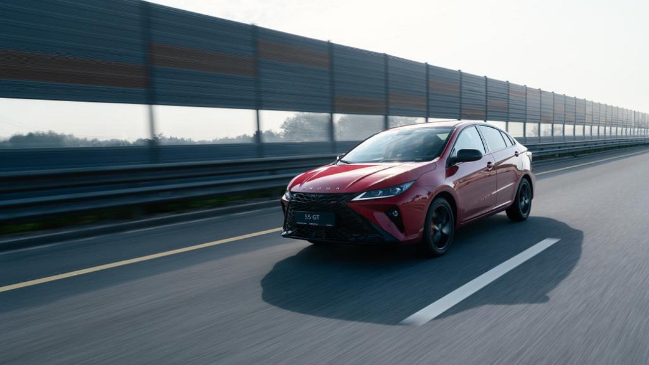 Luxury with frills: The start of Russian sales of the Omoda S5 GT sedan has been announced