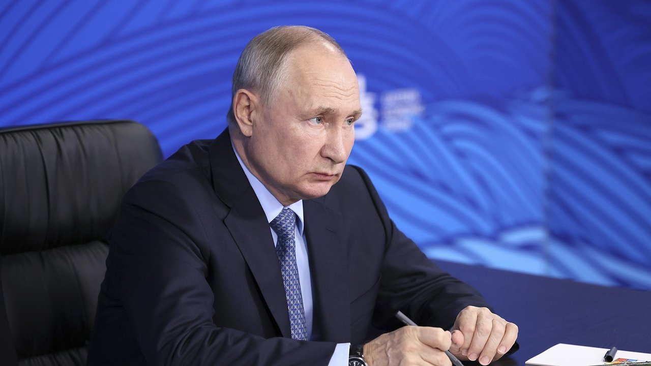 President Putin promised to build highways from St. Petersburg to Vladivostok