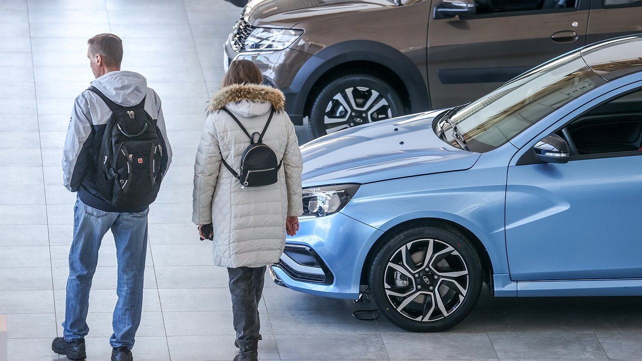 When will used cars in Russia stop becoming catastrophically expensive?