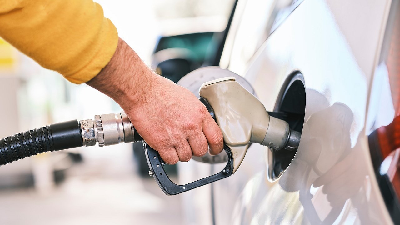 Fuel prices have fallen in most Russian regions