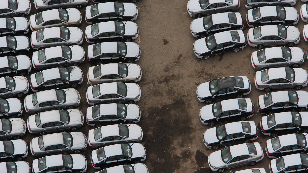 Believe in fiction: how resellers manage to buy cars for pennies