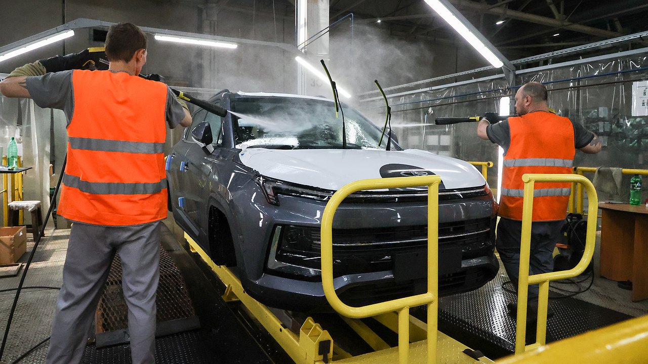 Moskvich will start assembling small cars next year