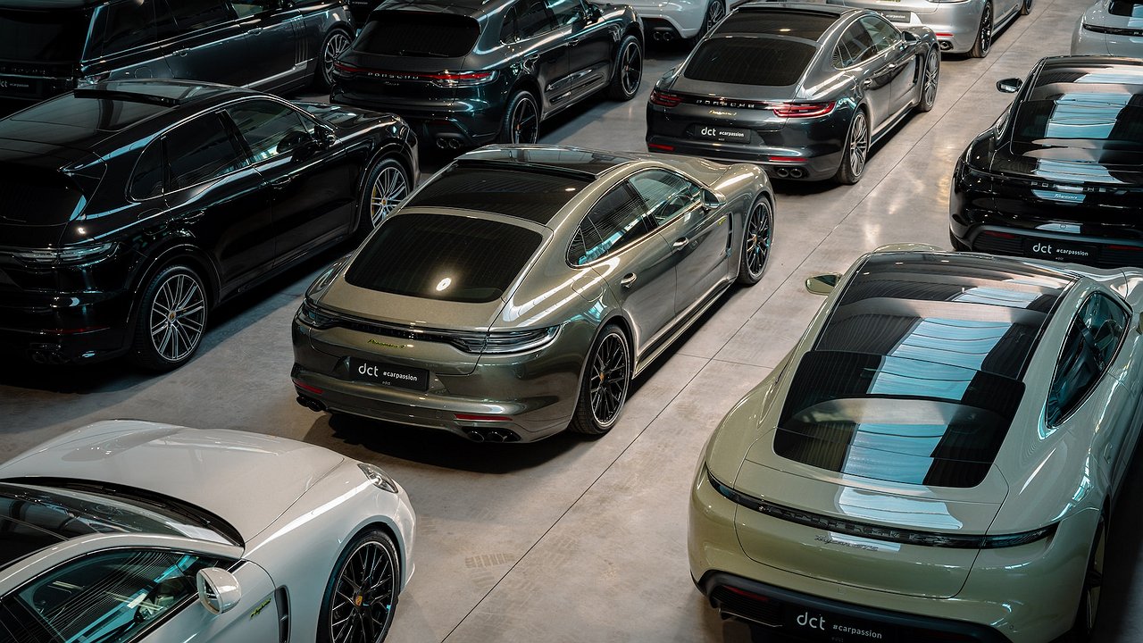 Half of Russians are dissatisfied with the work of car dealers