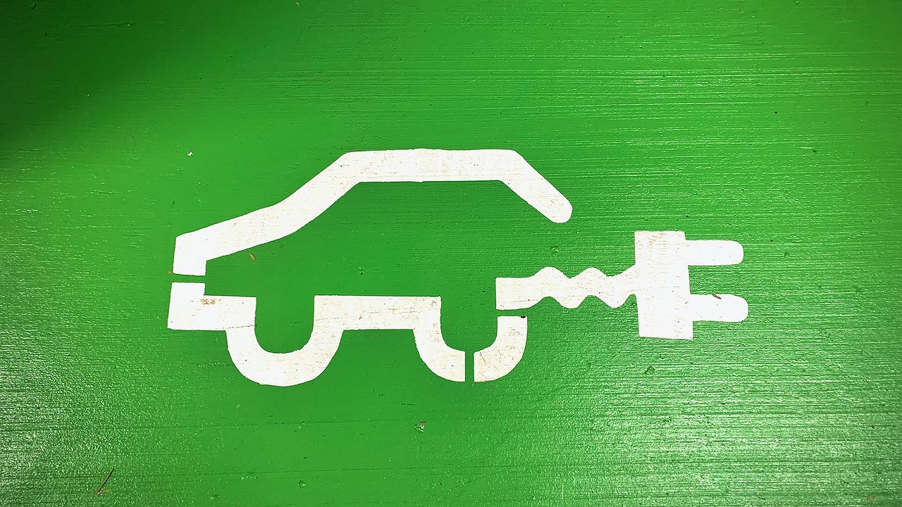 Production of the Russian electric car “Amber” will start in 2024