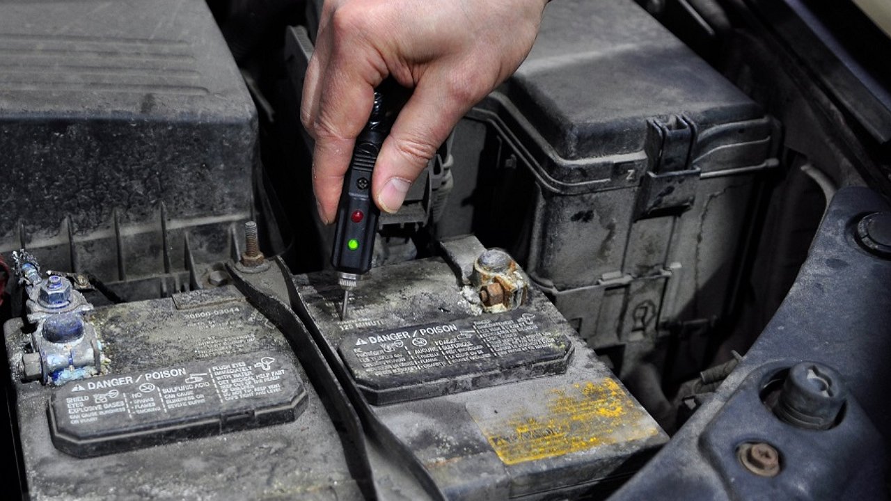 What accident under the hood of a car quickly drains the battery?